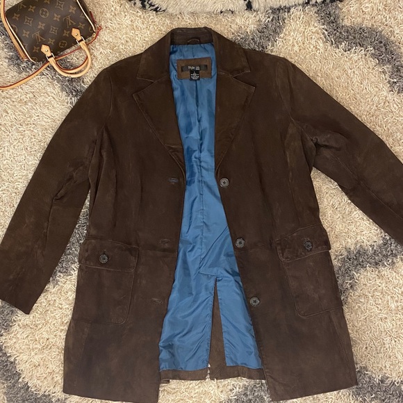 Brown genuine leather suede 3 button jacket - Picture 6 of 7